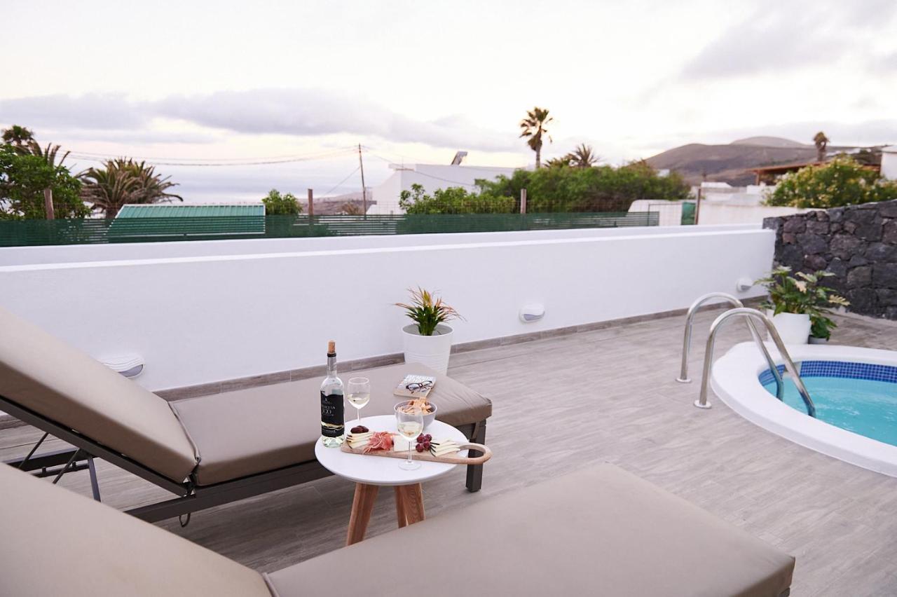 Suites Bene Lanzarote La Asomada  ภายนอก รูปภาพ