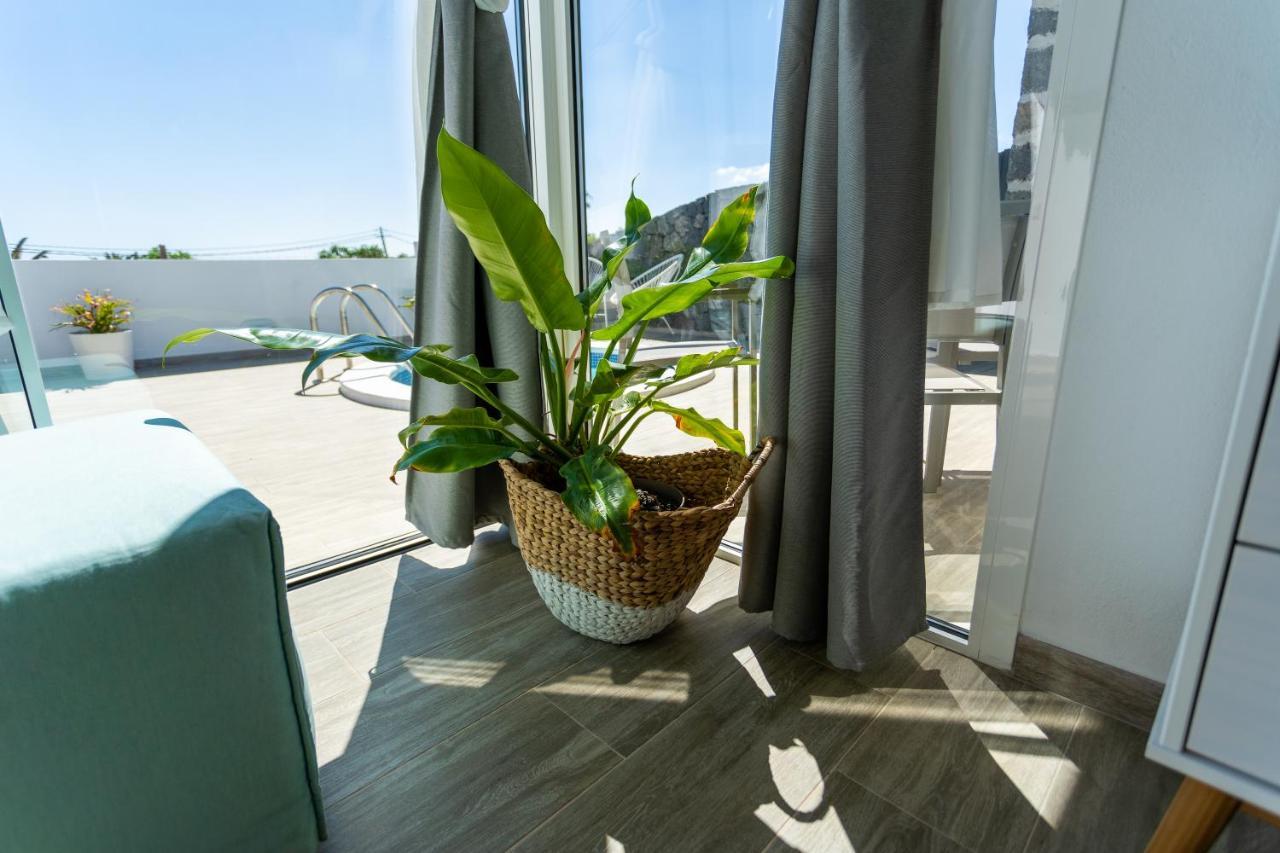 Suites Bene Lanzarote La Asomada  ภายนอก รูปภาพ