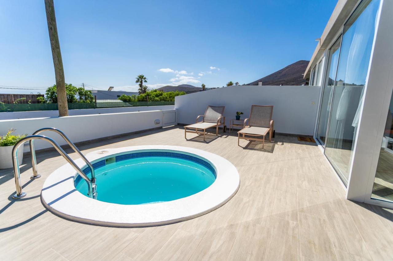 Suites Bene Lanzarote La Asomada  ภายนอก รูปภาพ