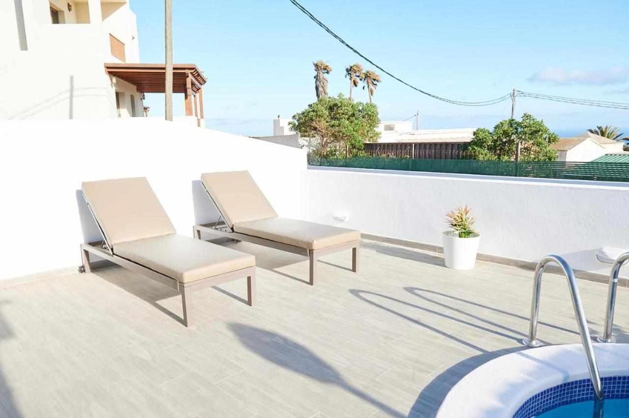 Suites Bene Lanzarote La Asomada  ภายนอก รูปภาพ