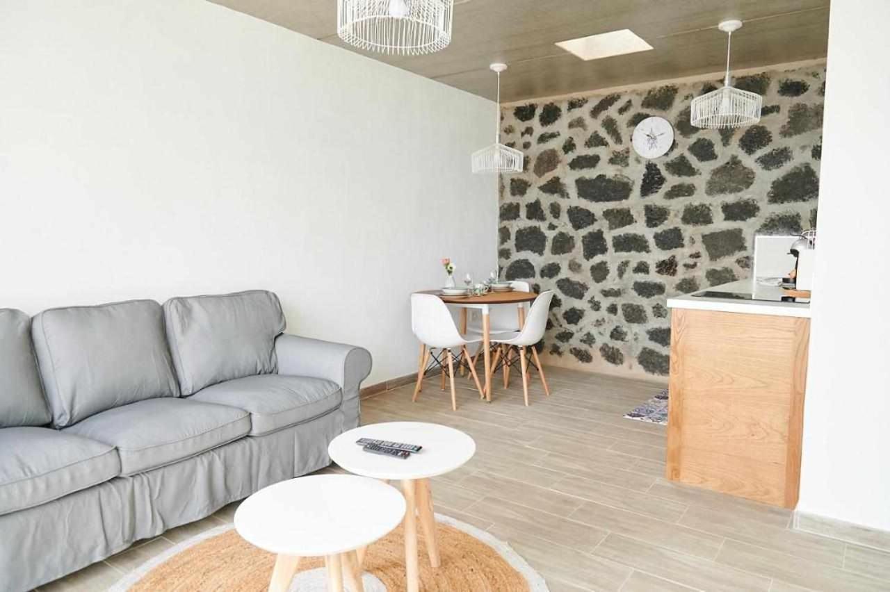 Suites Bene Lanzarote La Asomada  ภายนอก รูปภาพ